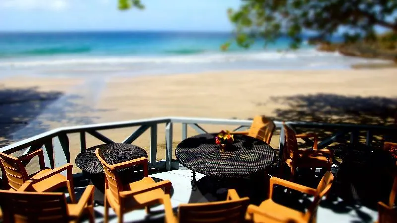 Half Moon Blue Hotel Scarborough 3*,  Trinidad And Tobago