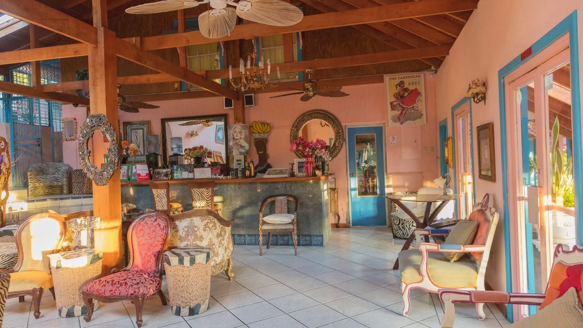 ***  סקרבורו Half Moon Blue Hotel טרינידד וטובגו